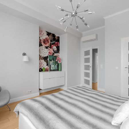 Unitapartament Delux Warszawa Centrum Blisko Plac Zbawiciela Hala Koszyki Metro Politechnika Jest To Elegancki I Wygodny Apartament Na Noclegi I Pobyt W Warszawie - Zapraszamy Exterior foto