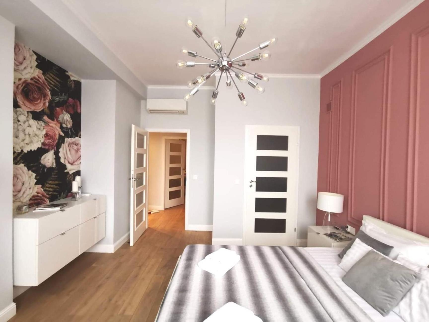 Unitapartament Delux Warszawa Centrum Blisko Plac Zbawiciela Hala Koszyki Metro Politechnika Jest To Elegancki I Wygodny Apartament Na Noclegi I Pobyt W Warszawie - Zapraszamy Exterior foto